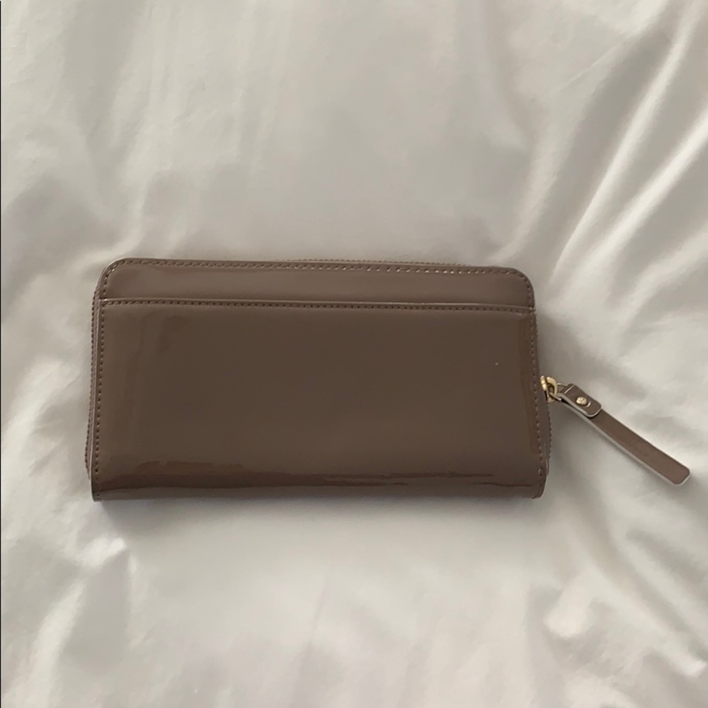 Kate Spade Wallet! - Picture 2 of 3